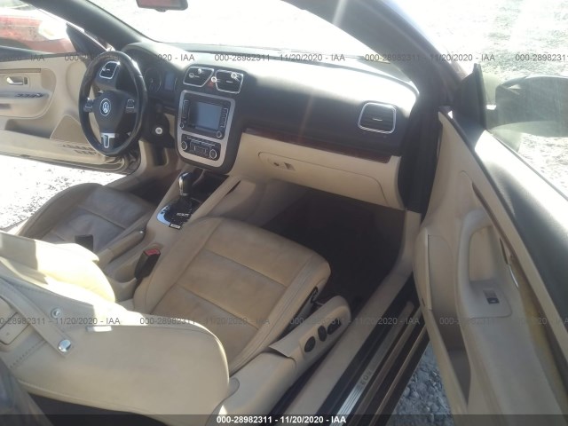 Photo 4 VIN: WVWFW7AH6CV014515 - VOLKSWAGEN EOS 