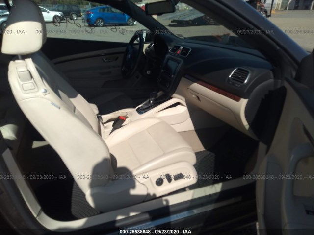 Photo 4 VIN: WVWFW7AH7CV016368 - VOLKSWAGEN EOS 