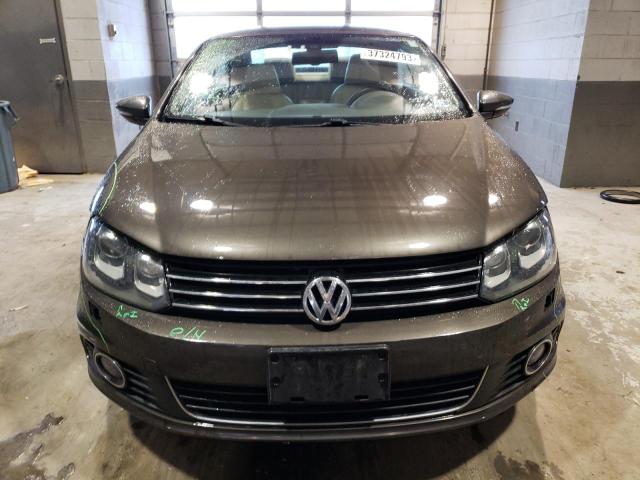 Photo 4 VIN: WVWFW8AH0EV002188 - VOLKSWAGEN EOS LUX 