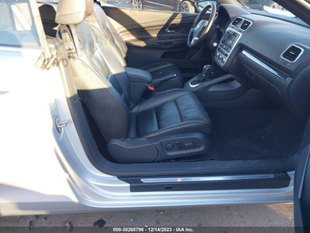 Photo 4 VIN: WVWFW8AH4DV009384 - VOLKSWAGEN EOS 