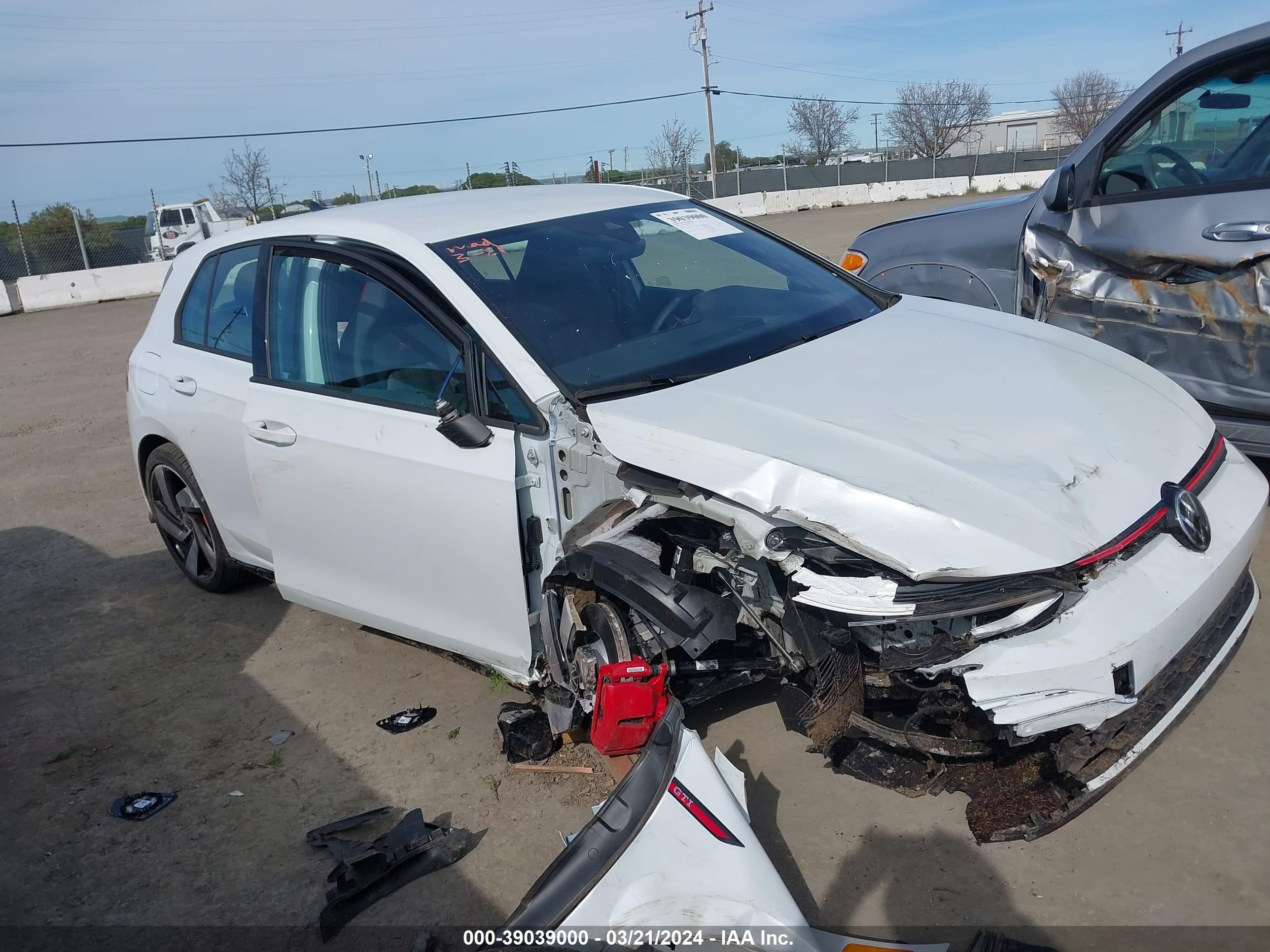 Photo 0 VIN: WVWGA7CD7RW156341 - VOLKSWAGEN GOLF GTI 