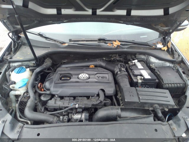 Photo 9 VIN: WVWGD7AJ3AW424953 - VOLKSWAGEN GTI 