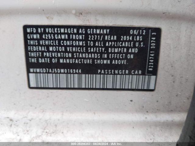 Photo 8 VIN: WVWGD7AJ5DW016944 - VOLKSWAGEN GTI 