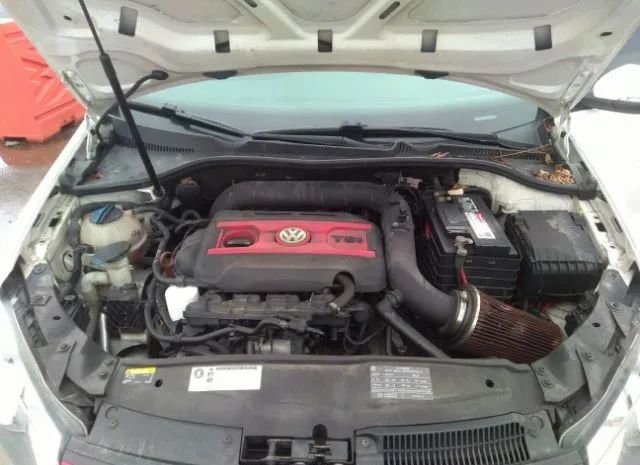 Photo 9 VIN: WVWGD9AJ3AW355421 - VOLKSWAGEN GTI 