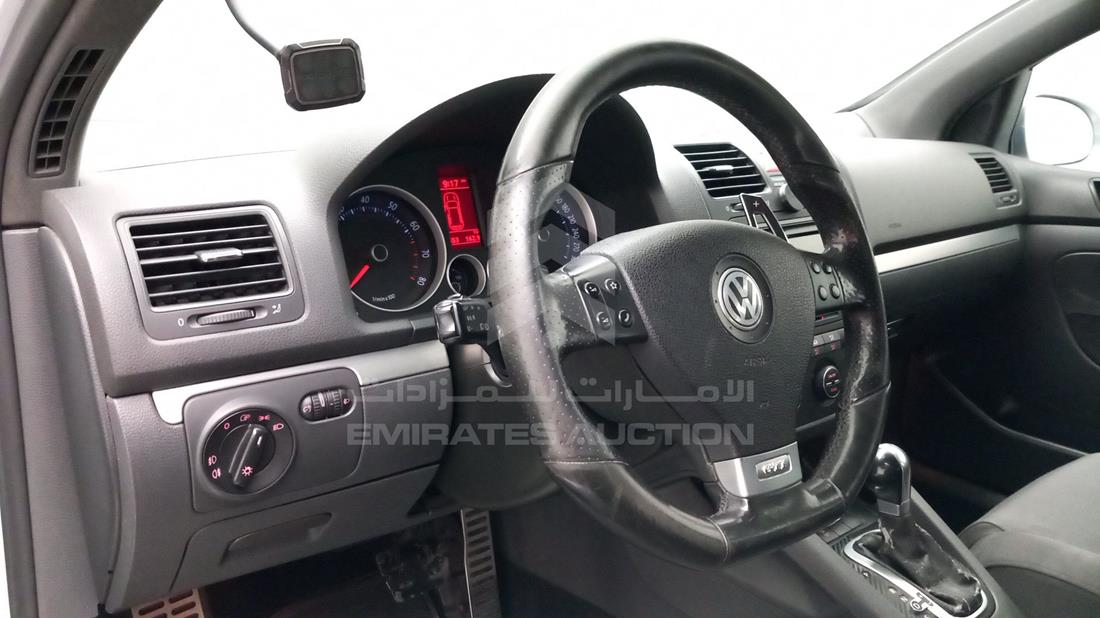 Photo 11 VIN: WVWGK11K88W001095 - VOLKSWAGEN GOLF 