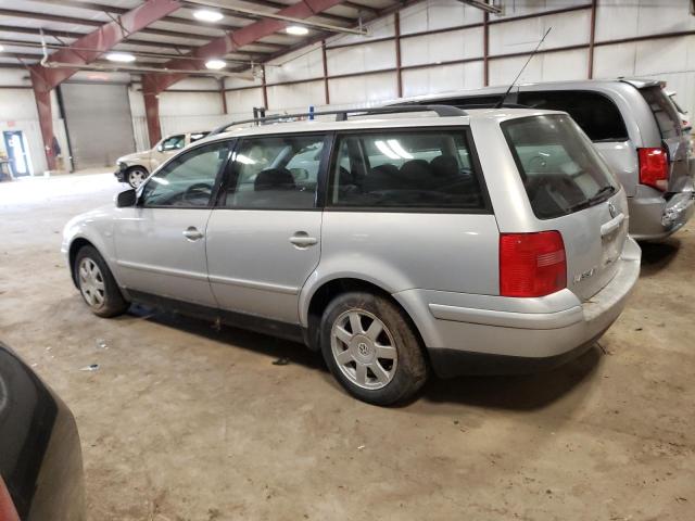 Photo 1 VIN: WVWHC63BX1E002532 - VOLKSWAGEN PASSAT 