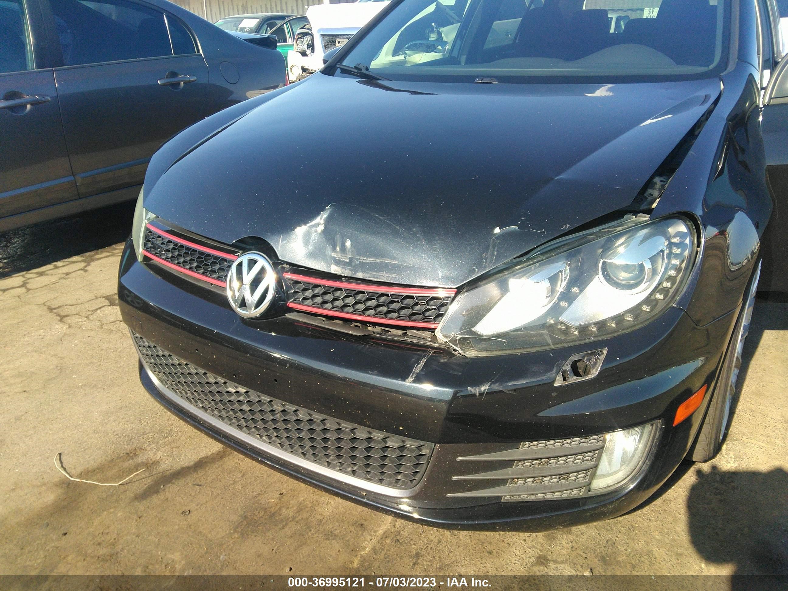 Photo 5 VIN: WVWHD7AJ2DW125141 - VOLKSWAGEN GTI 