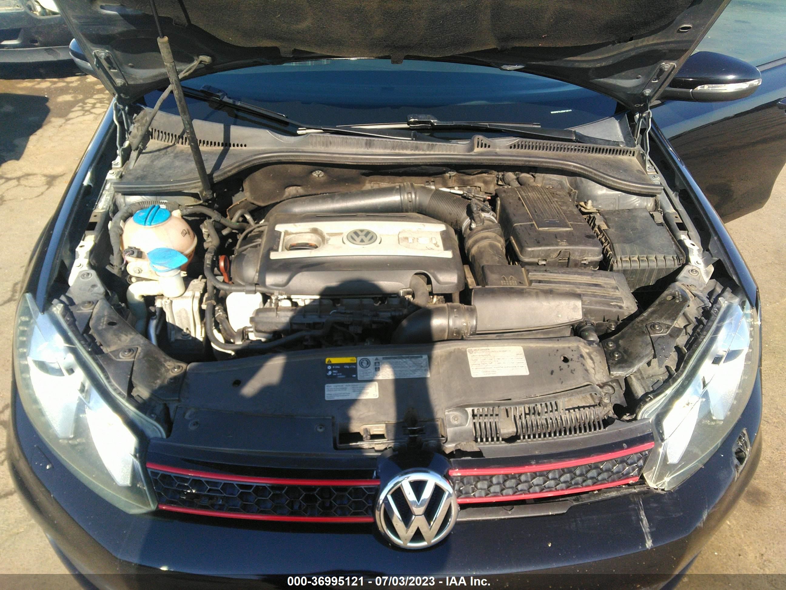 Photo 9 VIN: WVWHD7AJ2DW125141 - VOLKSWAGEN GTI 