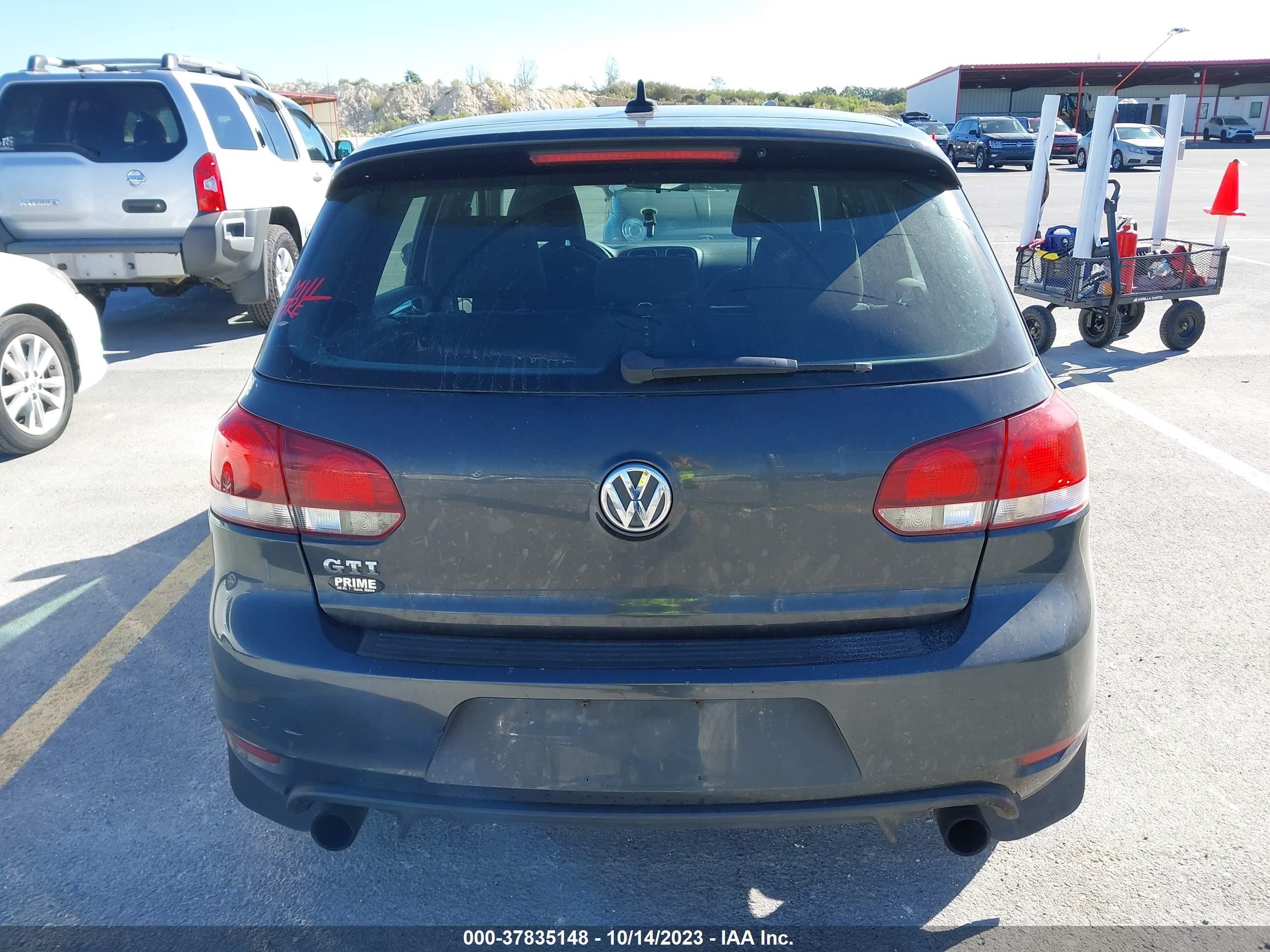 Photo 15 VIN: WVWHD7AJ2EW008404 - VOLKSWAGEN GTI 