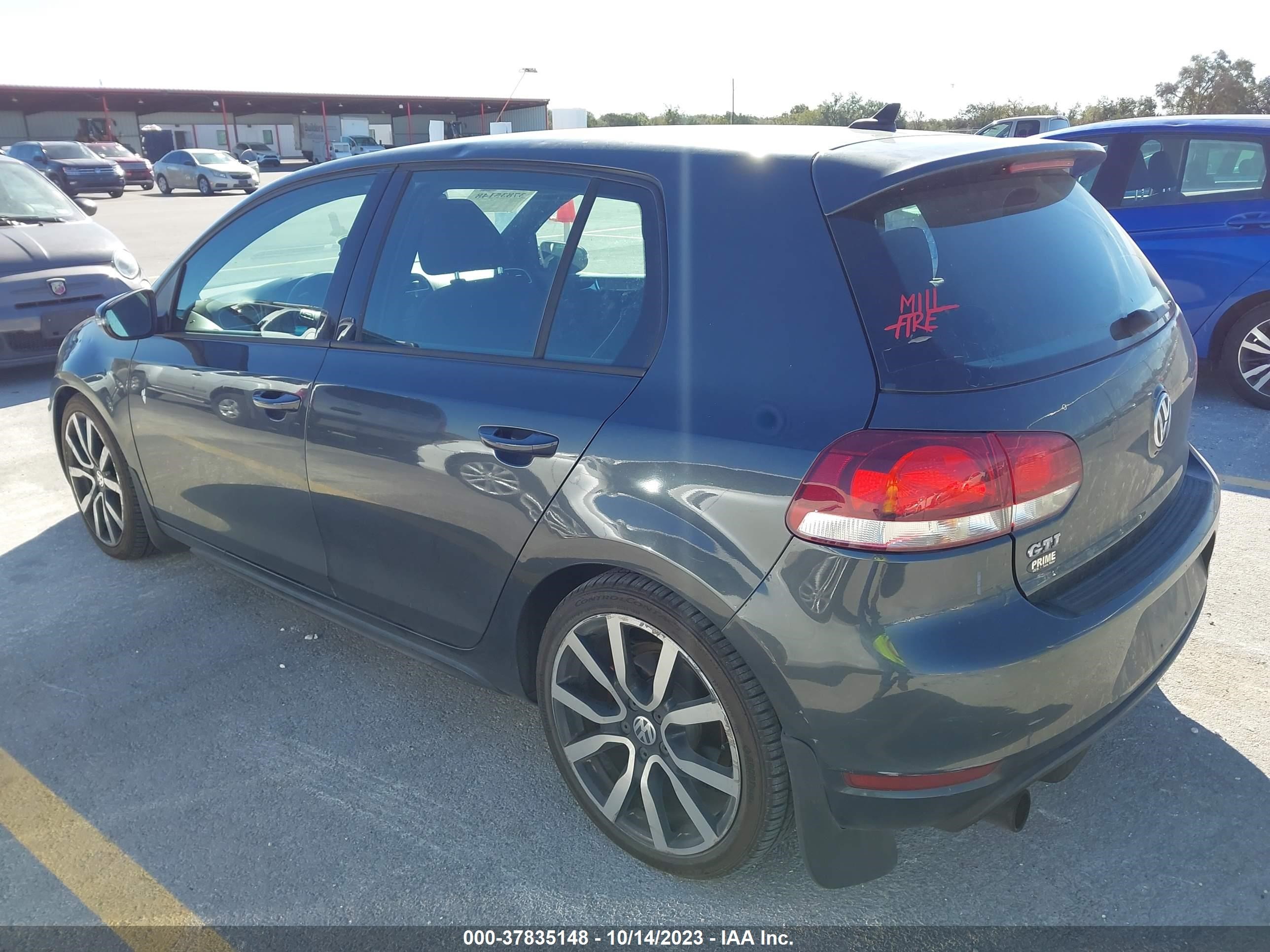 Photo 2 VIN: WVWHD7AJ2EW008404 - VOLKSWAGEN GTI 