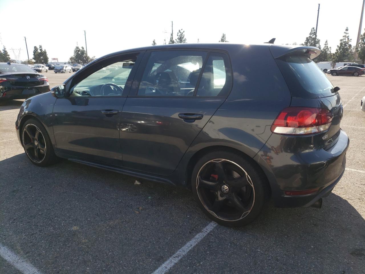 Photo 1 VIN: WVWHD7AJ4AW391675 - VOLKSWAGEN GTI 