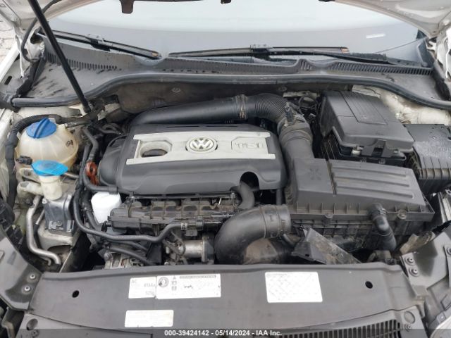 Photo 9 VIN: WVWHD7AJ4CW054765 - VOLKSWAGEN GTI 