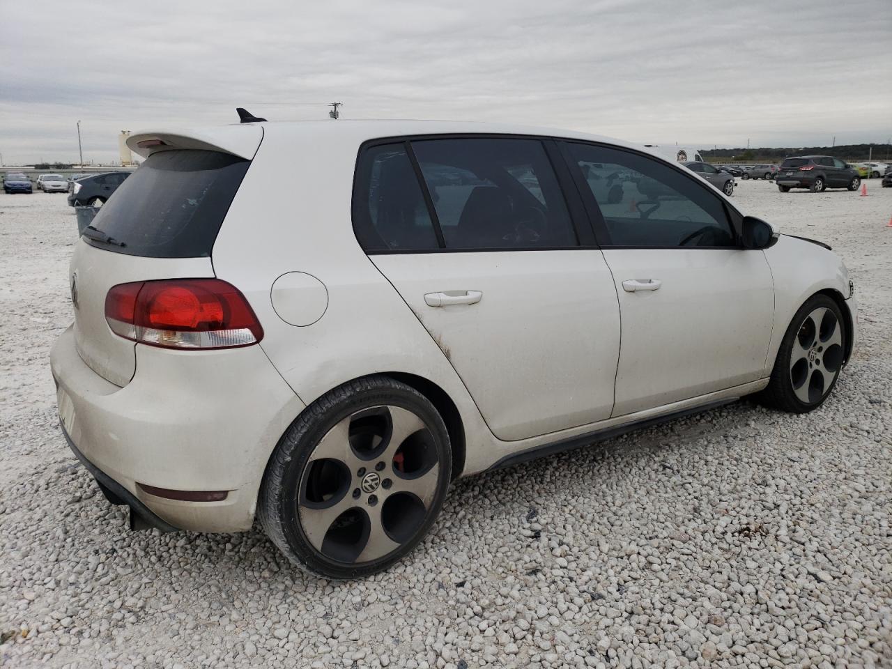 Photo 2 VIN: WVWHD7AJ4CW331267 - VOLKSWAGEN GTI 