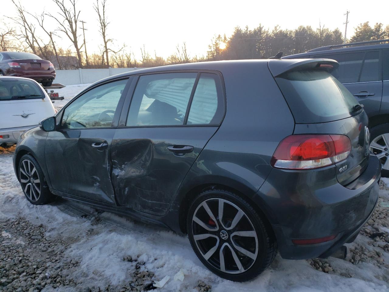 Photo 1 VIN: WVWHD7AJ4EW005326 - VOLKSWAGEN GTI 