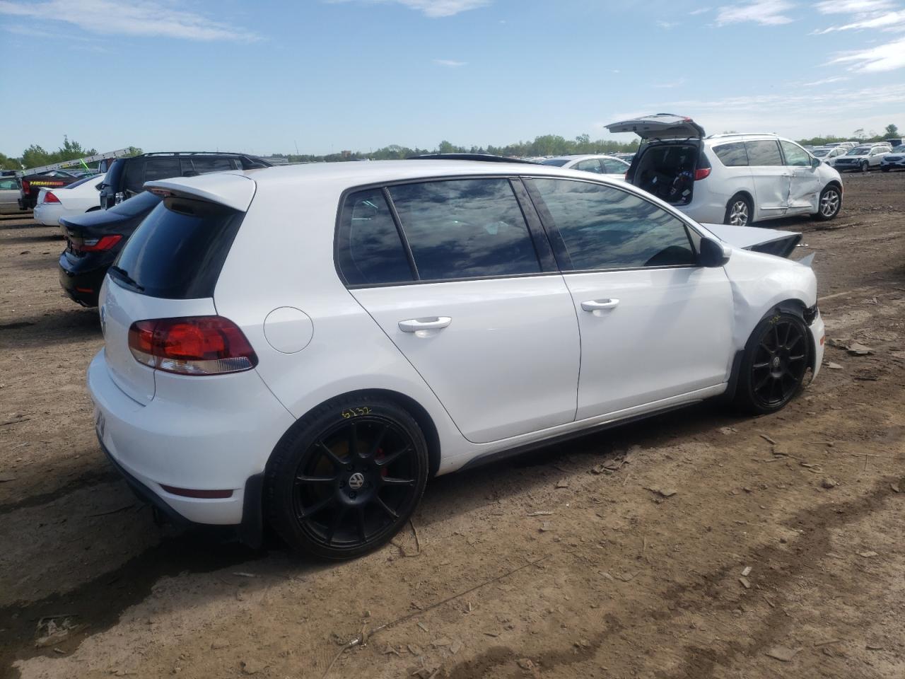 Photo 2 VIN: WVWHD7AJ5CW250827 - VOLKSWAGEN GTI 