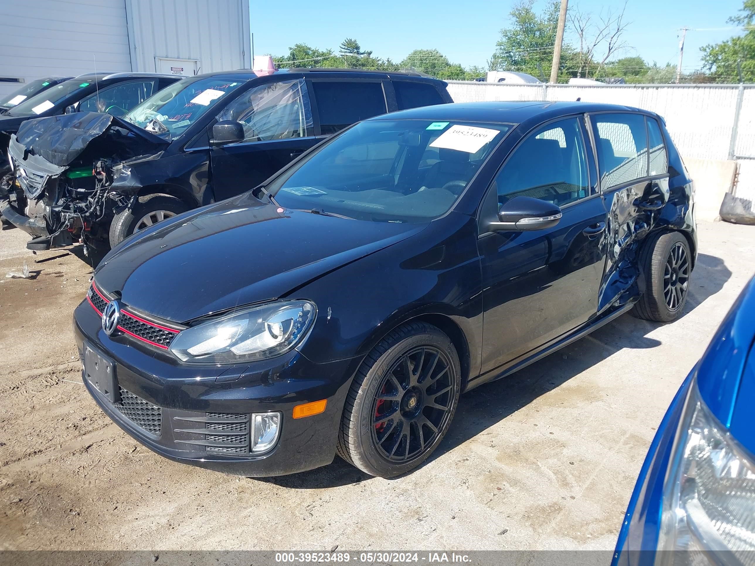 Photo 1 VIN: WVWHD7AJ6EW011435 - VOLKSWAGEN GTI 