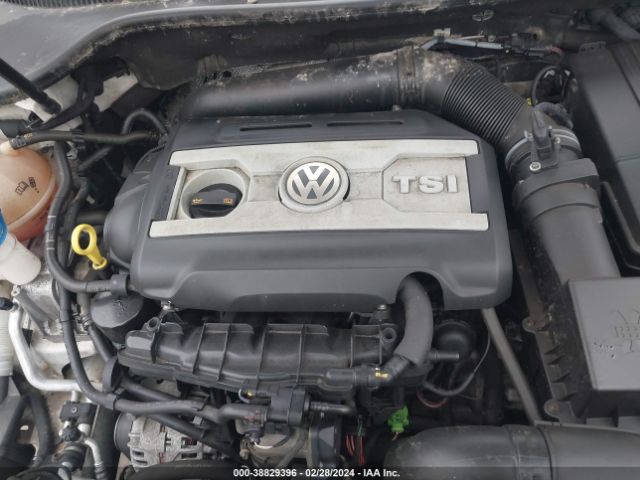 Photo 9 VIN: WVWHD7AJ8DW139982 - VOLKSWAGEN GTI 