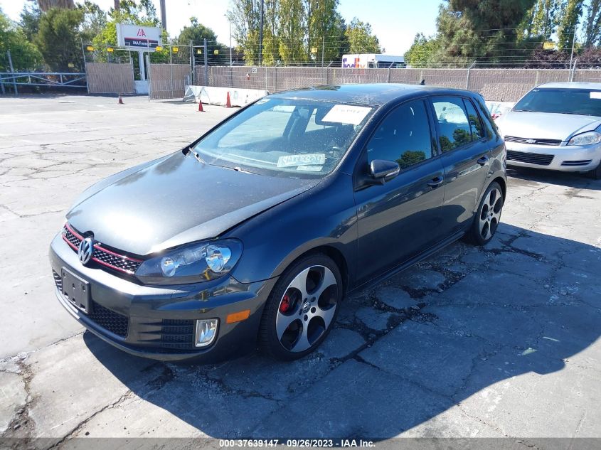 Photo 1 VIN: WVWHD7AJ9AW307799 - VOLKSWAGEN GTI 