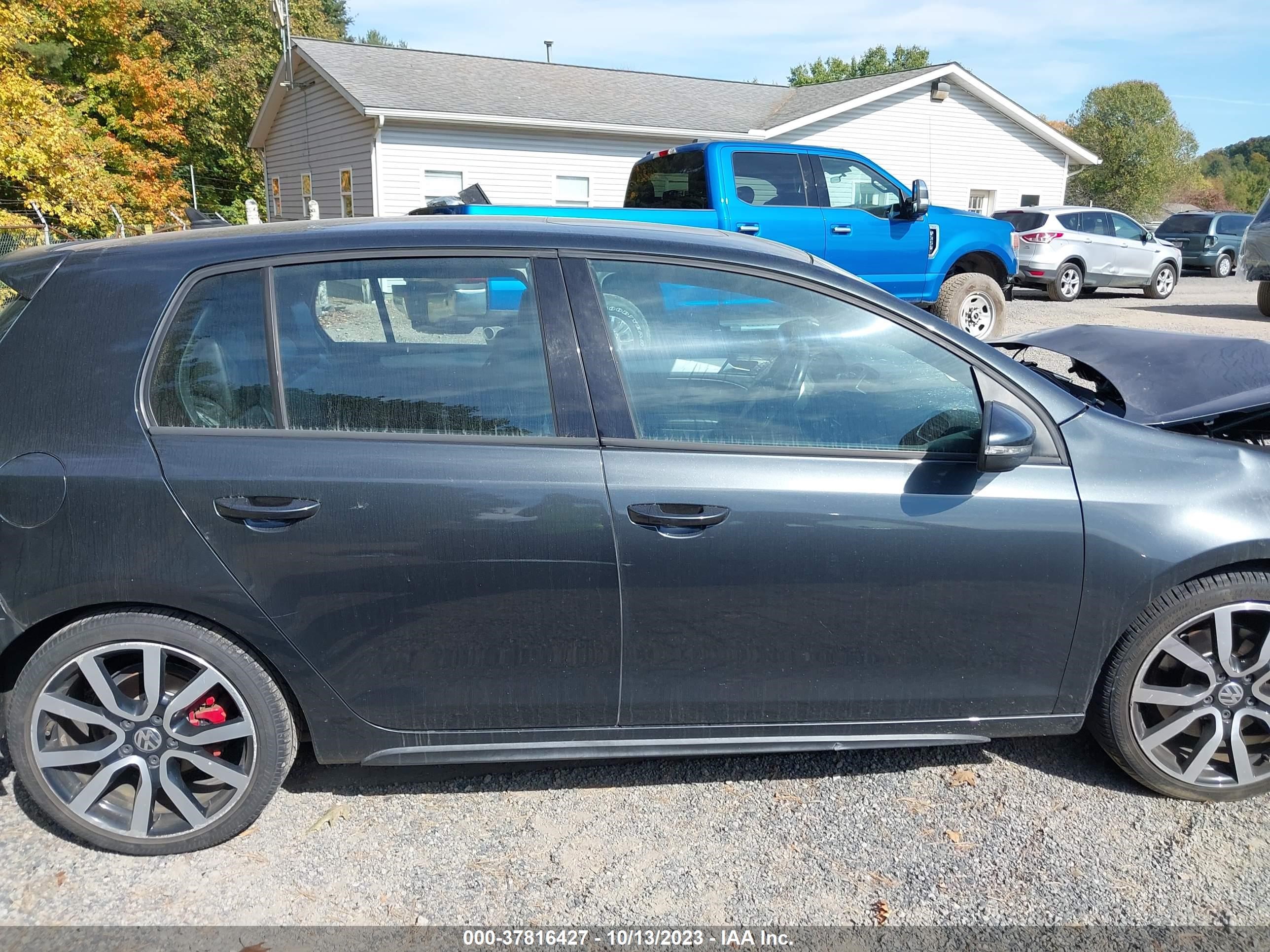 Photo 12 VIN: WVWHD7AJXCW346288 - VOLKSWAGEN GTI 