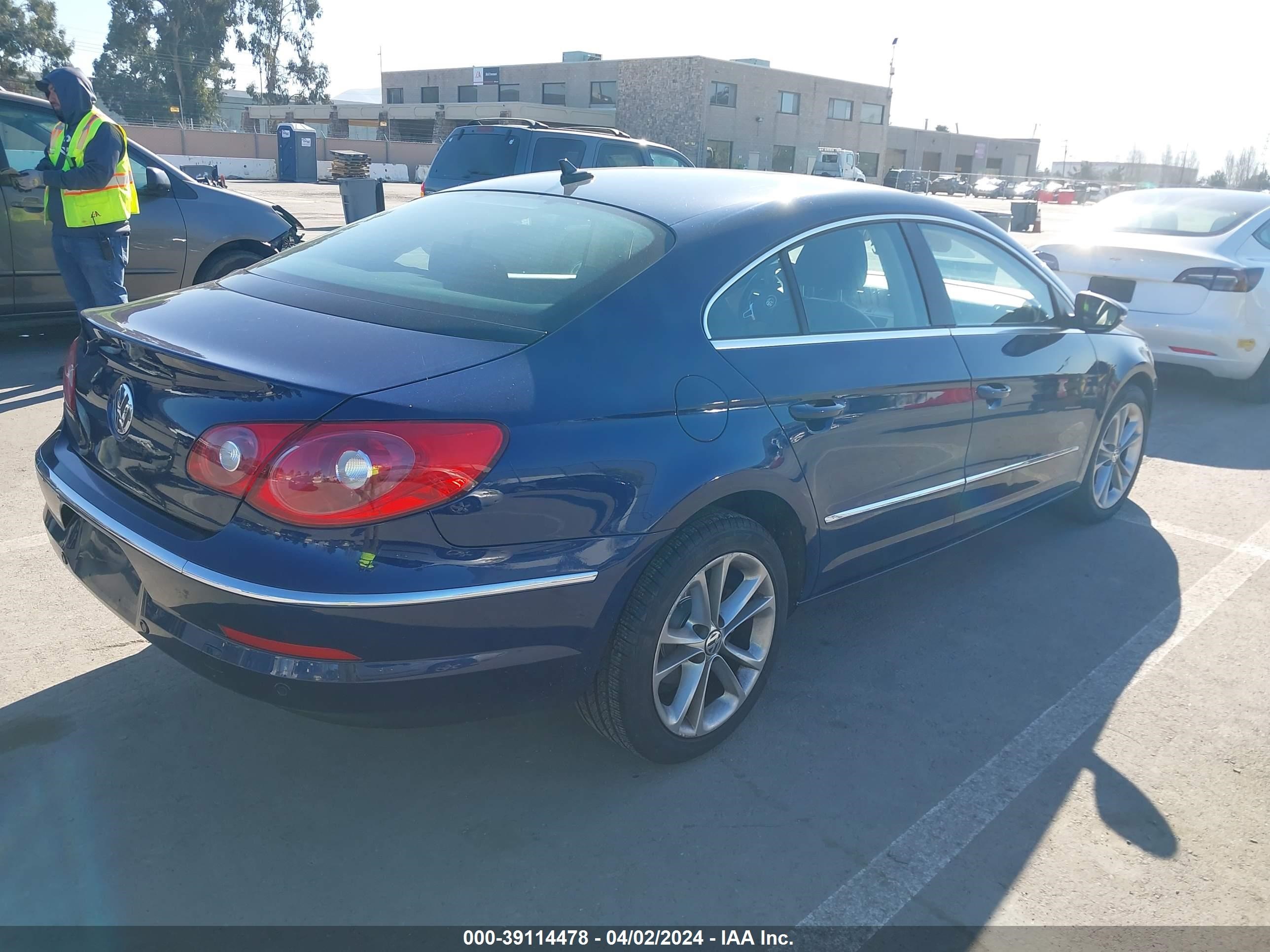 Photo 3 VIN: WVWHL93C19E544544 - VOLKSWAGEN PASSAT 