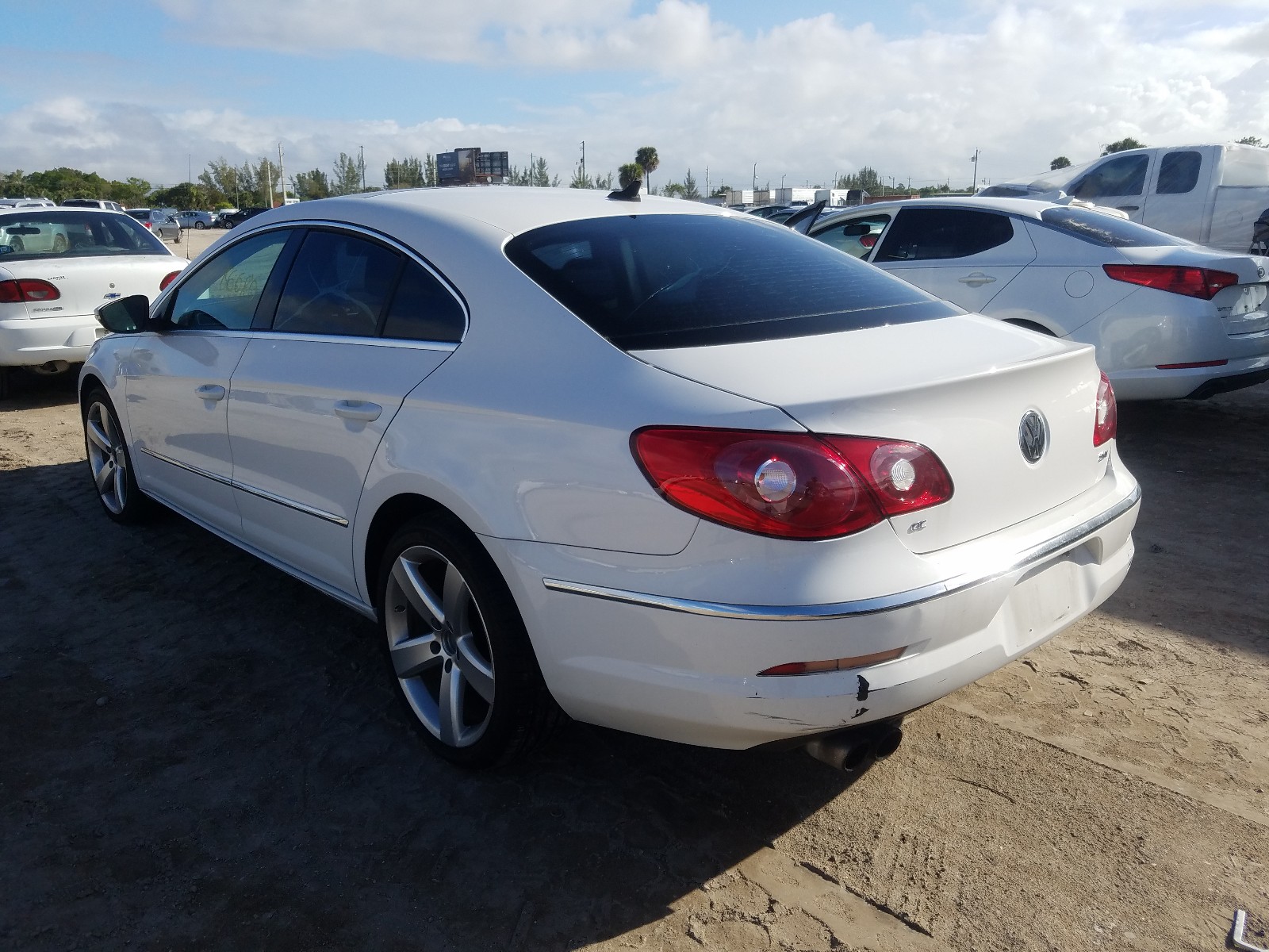 Photo 2 VIN: WVWHN7AN2CE506136 - VOLKSWAGEN CC LUXURY 