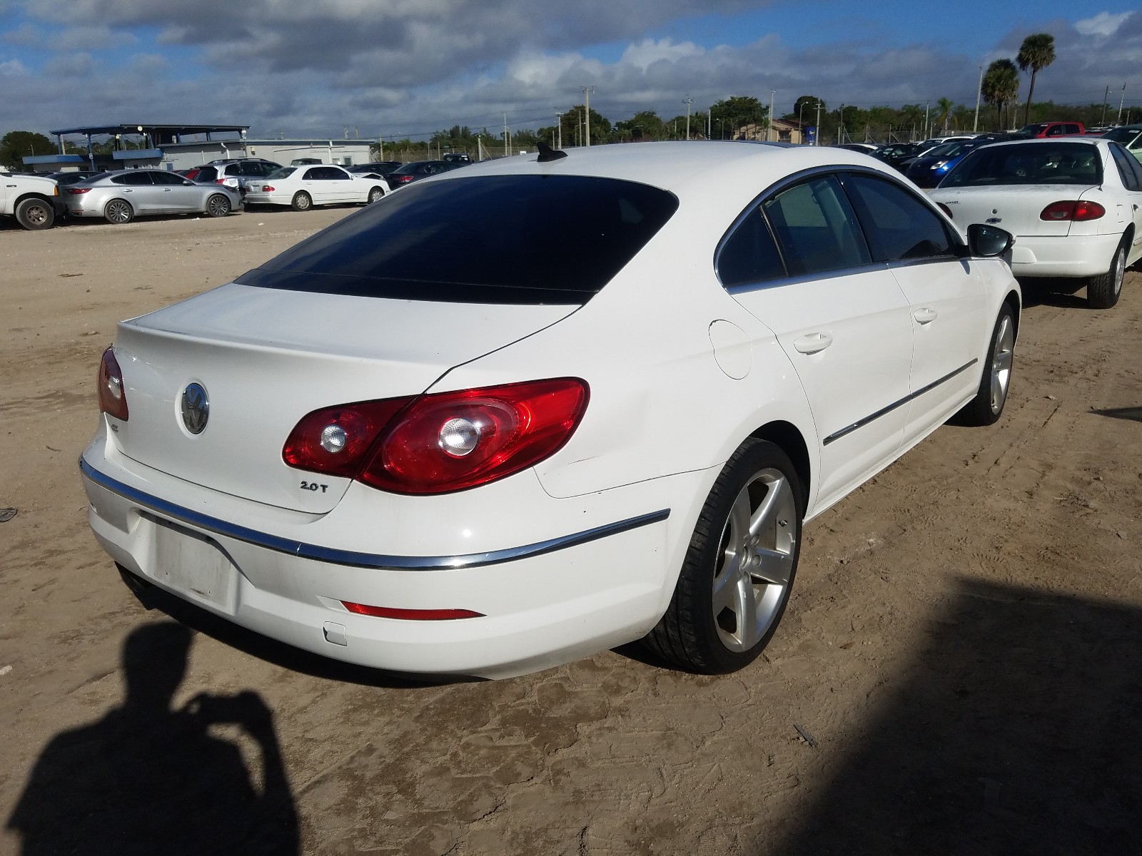 Photo 3 VIN: WVWHN7AN2CE506136 - VOLKSWAGEN CC LUXURY 