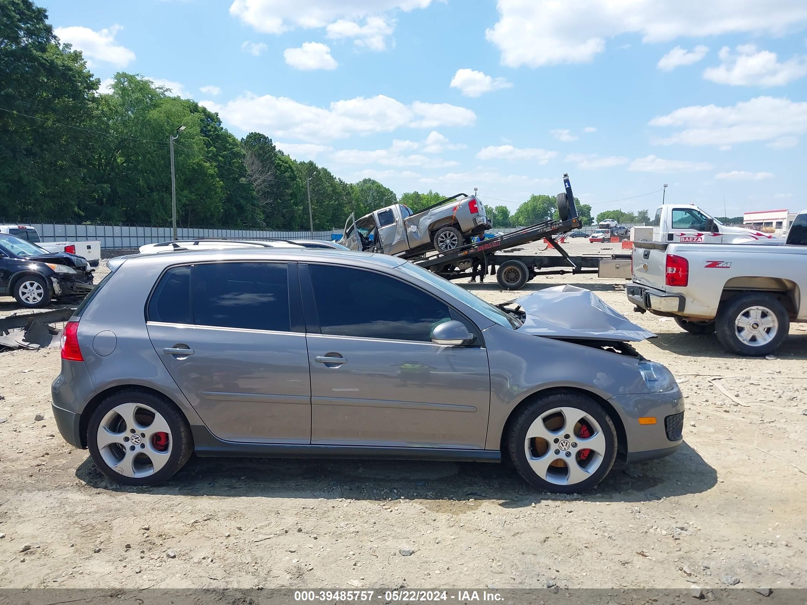 Photo 12 VIN: WVWHV71K08W245046 - VOLKSWAGEN GTI 