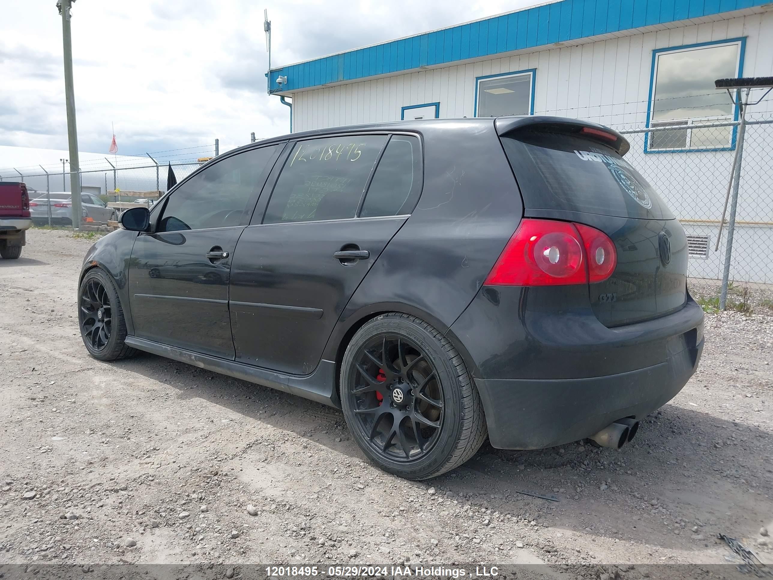 Photo 2 VIN: WVWHV71K08W301230 - VOLKSWAGEN GTI 