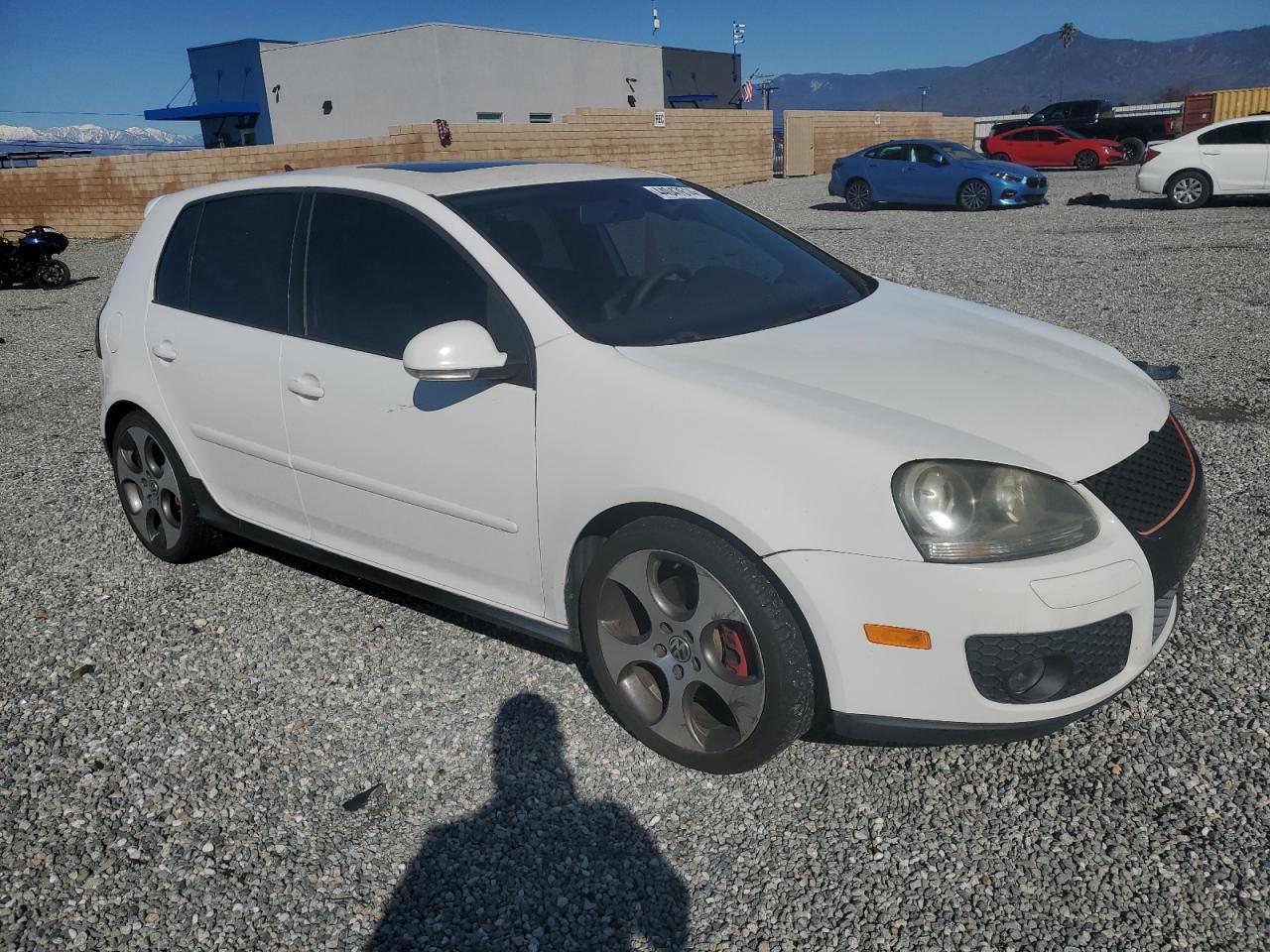 Photo 3 VIN: WVWHV71K38W236731 - VOLKSWAGEN GTI 