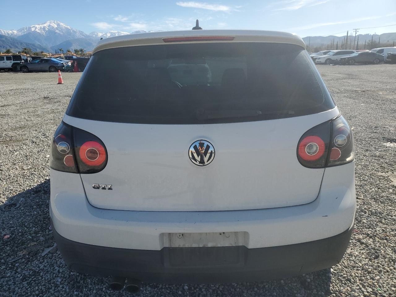 Photo 5 VIN: WVWHV71K38W236731 - VOLKSWAGEN GTI 