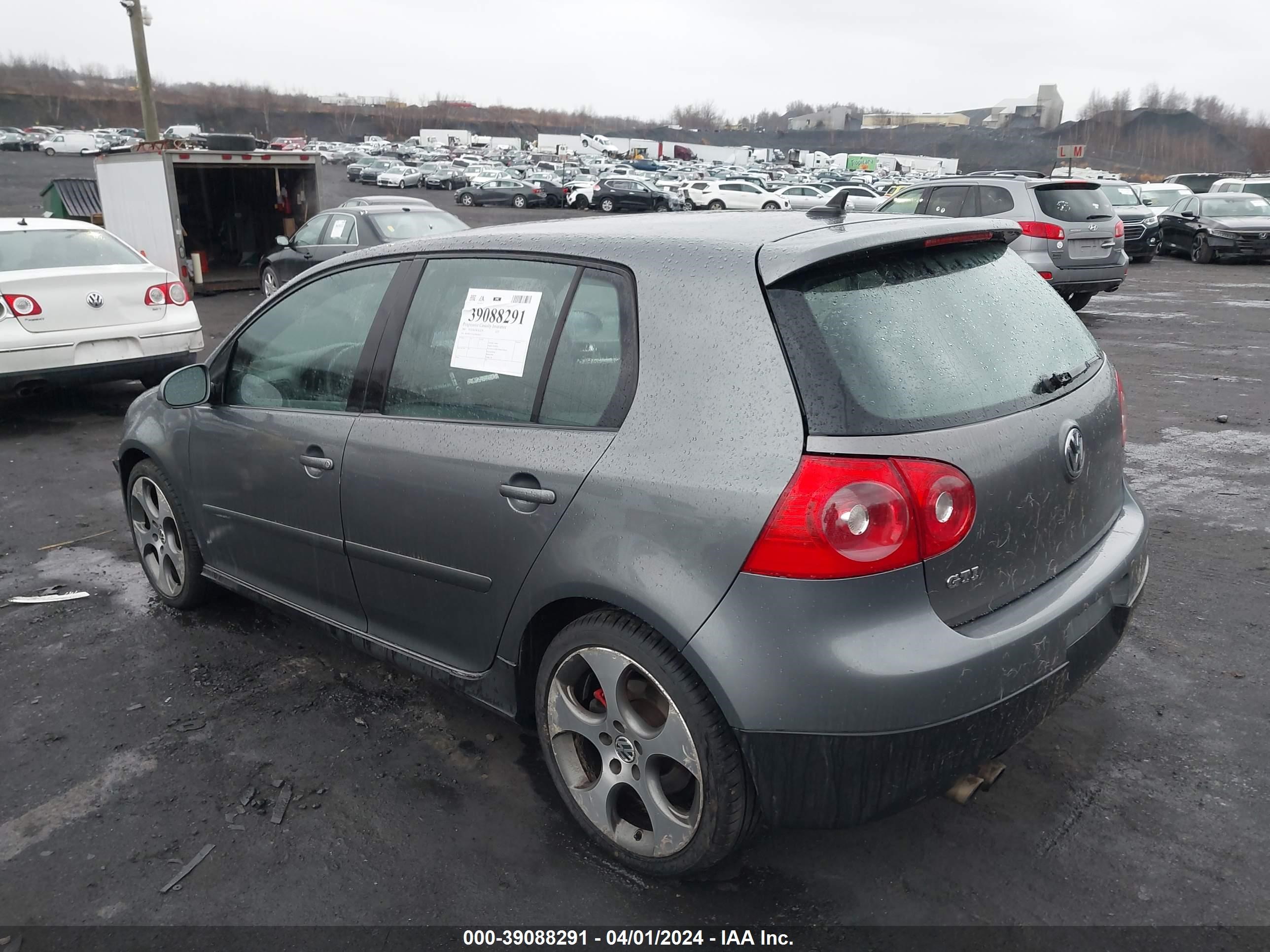 Photo 2 VIN: WVWHV71K67W030432 - VOLKSWAGEN GTI 