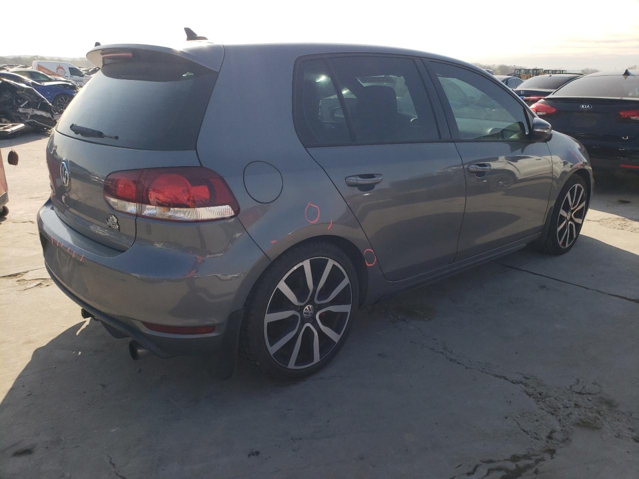 Photo 2 VIN: WVWHV7AJ6DW076054 - VOLKSWAGEN GTI 