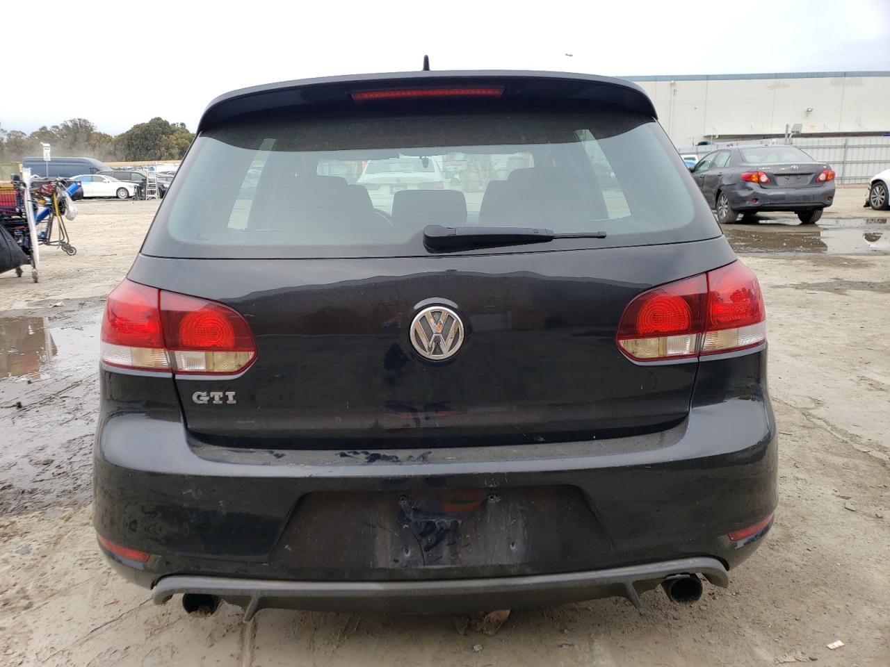 Photo 5 VIN: WVWHV7AJ8BW248310 - VOLKSWAGEN GTI 