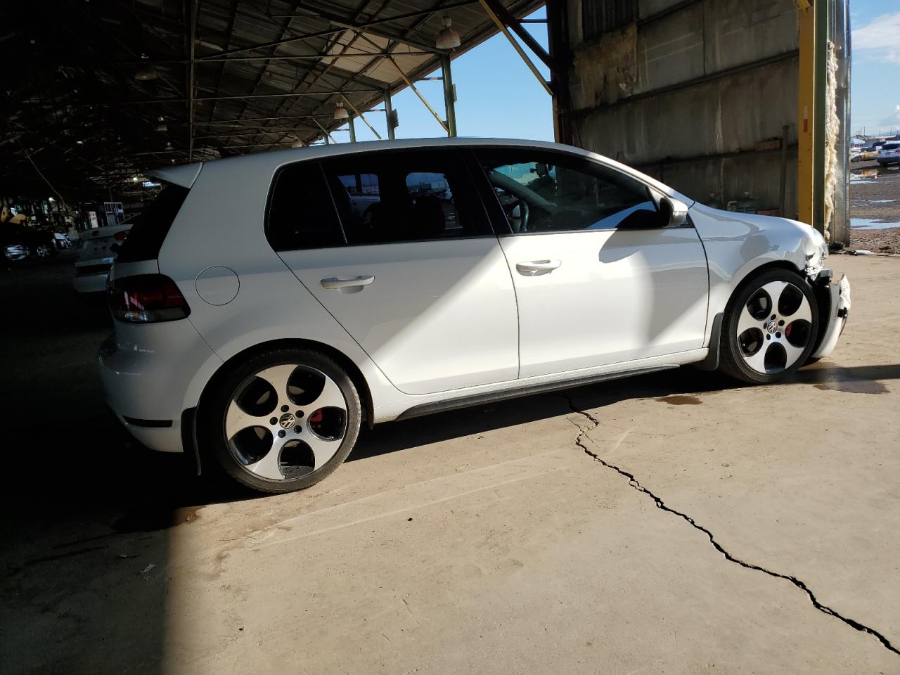 Photo 2 VIN: WVWHV7AJ8CW264301 - VOLKSWAGEN GTI 