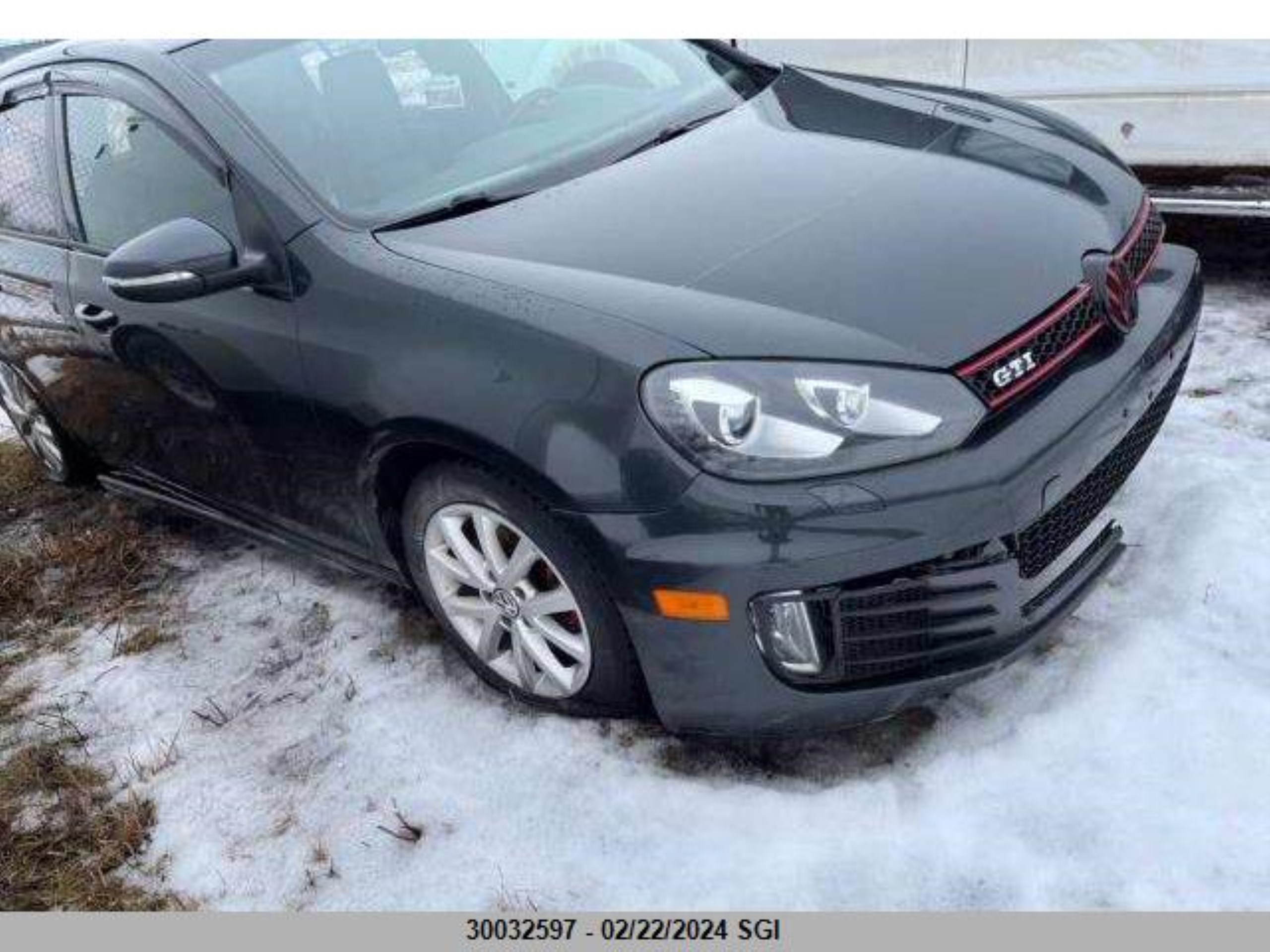 Photo 10 VIN: WVWHV7AJ9CW133586 - VOLKSWAGEN GTI 