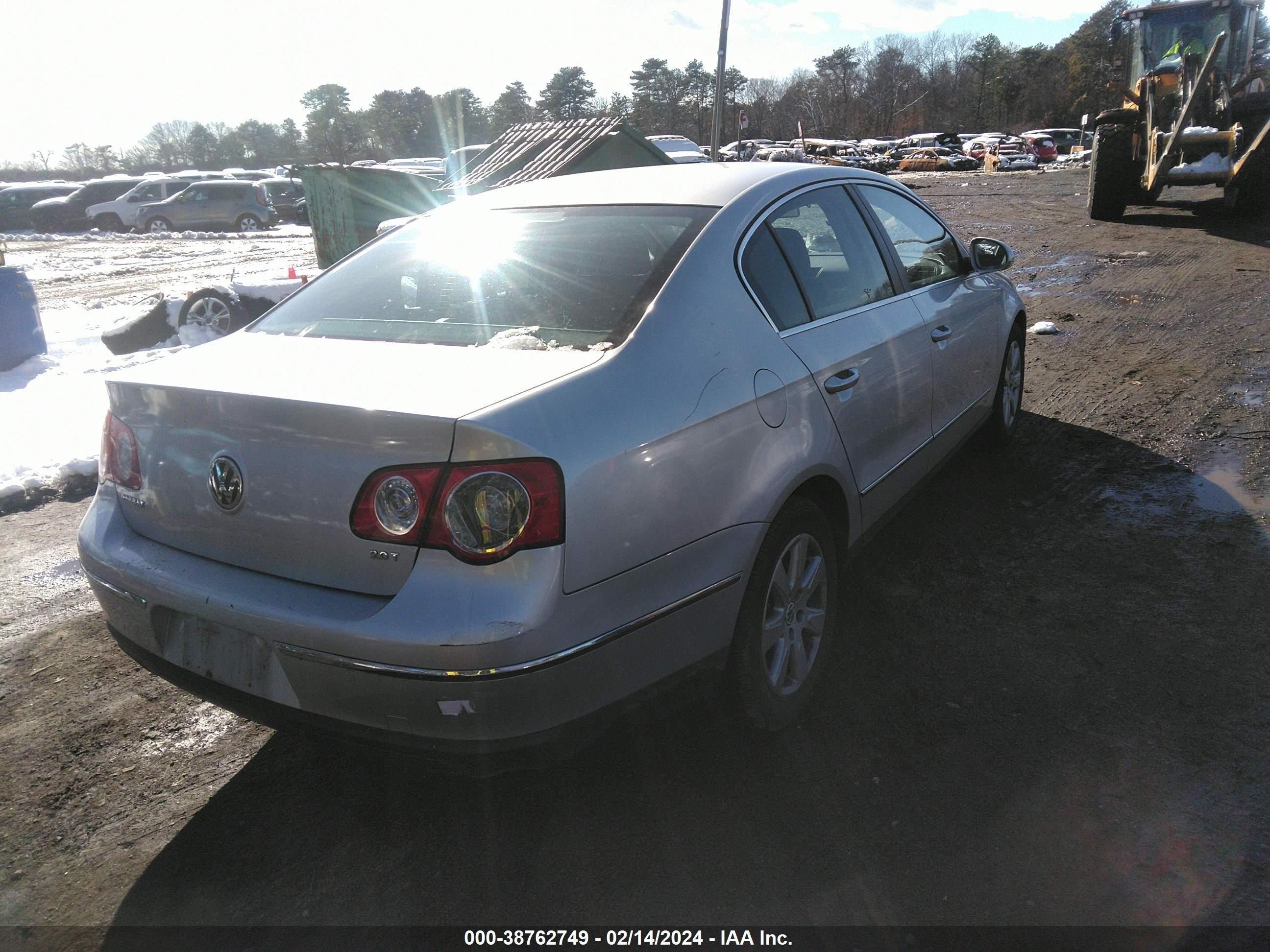 Photo 3 VIN: WVWJK73C18P026235 - VOLKSWAGEN PASSAT 