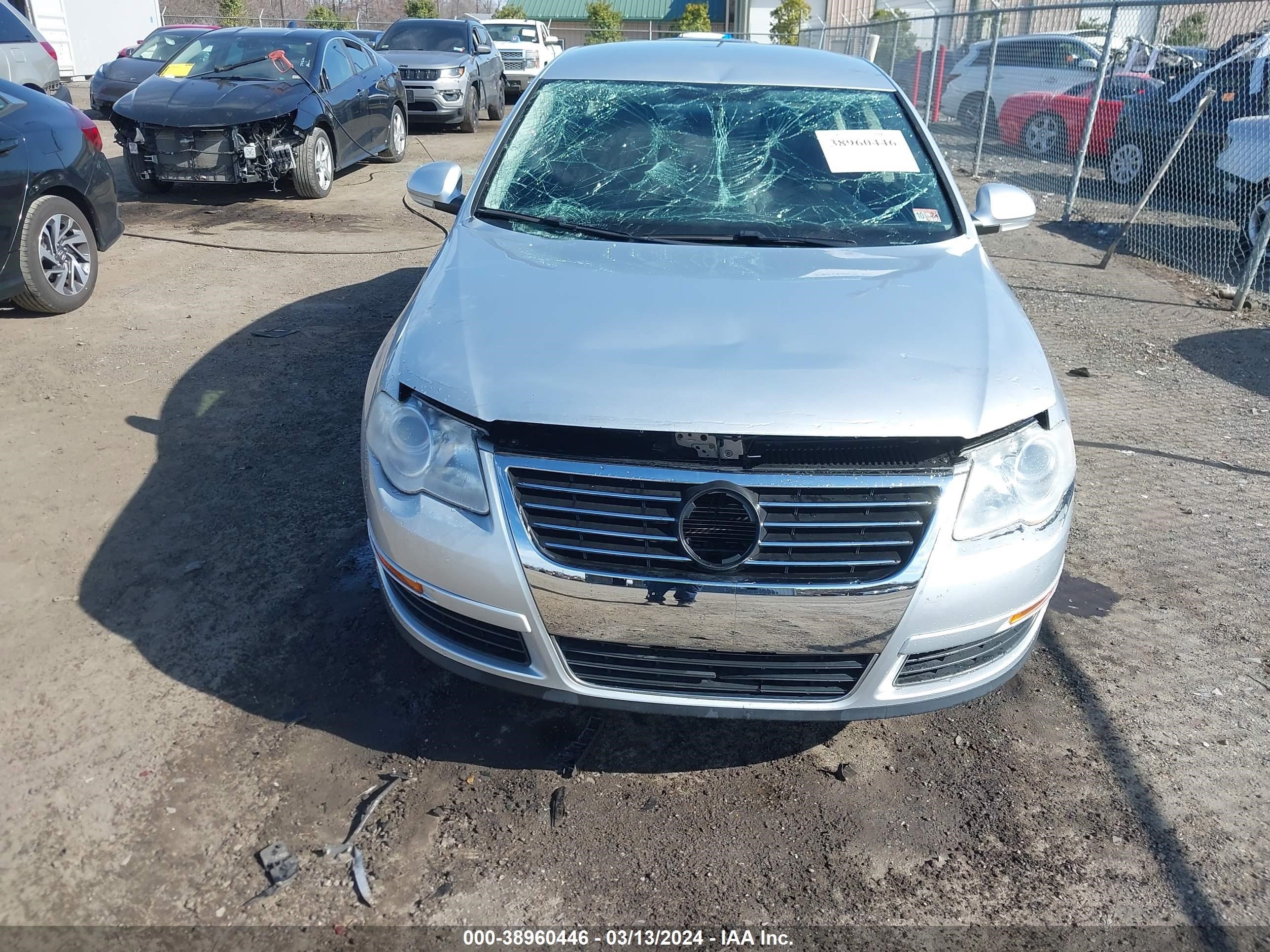 Photo 11 VIN: WVWJK73CX8E165694 - VOLKSWAGEN PASSAT 