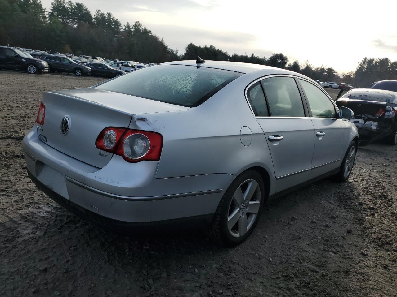 Photo 2 VIN: WVWJK73CX9P043858 - VOLKSWAGEN PASSAT 