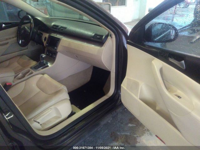 Photo 4 VIN: WVWJK7AN0AE076856 - VOLKSWAGEN PASSAT SEDAN 