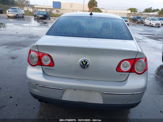 Photo 5 VIN: WVWJK7AN1AE068359 - VOLKSWAGEN PASSAT 