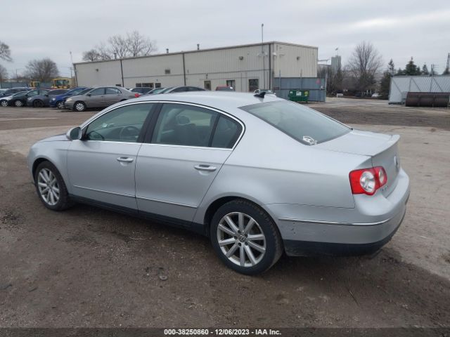 Photo 2 VIN: WVWJK7AN1AE070600 - VOLKSWAGEN PASSAT 