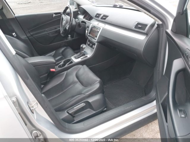 Photo 4 VIN: WVWJK7AN1AE070600 - VOLKSWAGEN PASSAT 