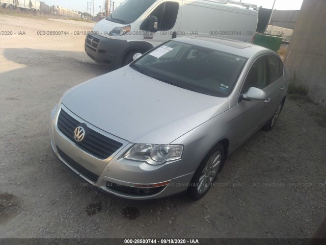 Photo 1 VIN: WVWJK7AN1AE105832 - VOLKSWAGEN PASSAT 