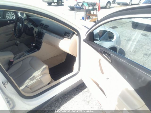 Photo 4 VIN: WVWJK7AN4AP035425 - VOLKSWAGEN PASSAT 