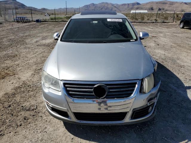 Photo 4 VIN: WVWJK7AN6AE124750 - VOLKSWAGEN PASSAT 