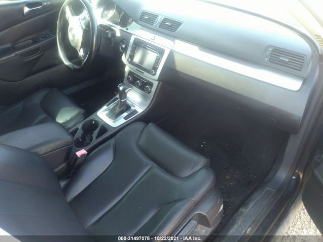 Photo 4 VIN: WVWJK7AN8AE143705 - VOLKSWAGEN PASSAT SEDAN 