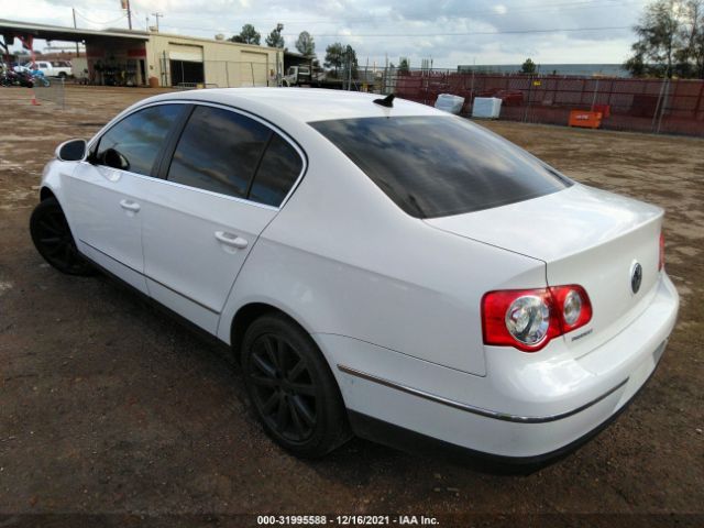 Photo 2 VIN: WVWJK7ANXAE068828 - VOLKSWAGEN PASSAT 