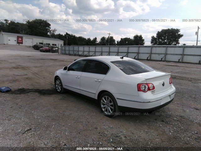 Photo 2 VIN: WVWJK7ANXAE149277 - VOLKSWAGEN PASSAT SEDAN 