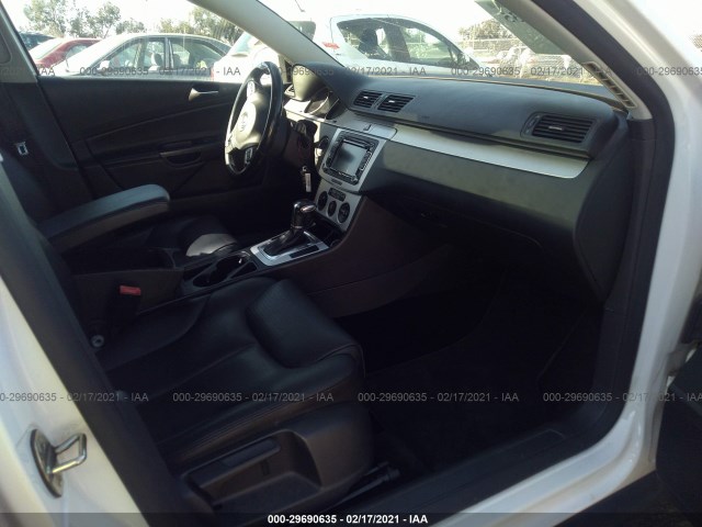 Photo 4 VIN: WVWJL7AN1AE062235 - VOLKSWAGEN PASSAT SEDAN 