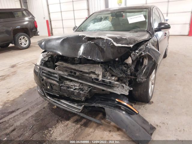 Photo 5 VIN: WVWJL7AN4AE062570 - VOLKSWAGEN PASSAT 